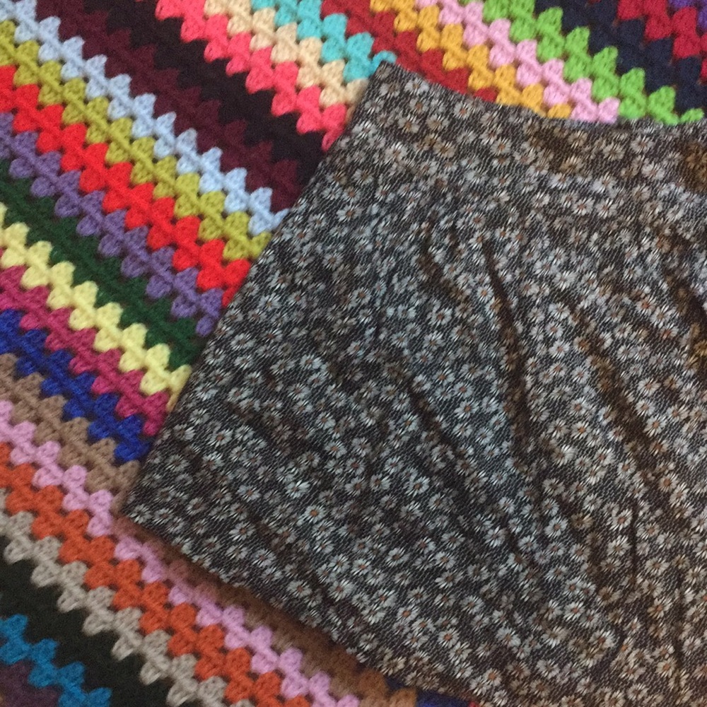 minimalist floral black skirt
